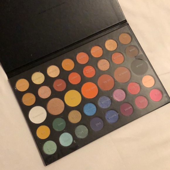 New still in the box James Charles Morphe palette - Picture 3 of 5